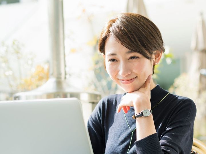 【脳科学者が解説】やる気は自然にわくものではありません。「小さな行動」が脳の中のやる気のスイッチを押してくれます。少しの工夫で脳を集中モードに切り替えるコツをご紹介します。（※画像：Shutterstock.com）
