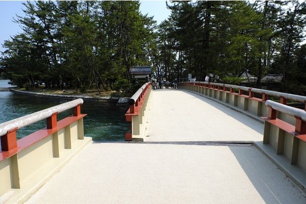 廻旋橋 PIXTA