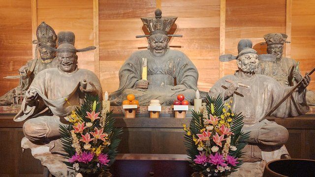 迫力の閻魔像