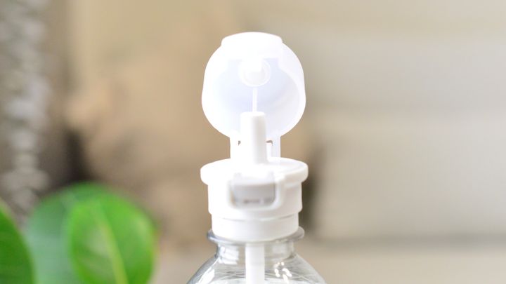 100均のペットボトルストローキャップは本当に使える？こぼれないかを検証