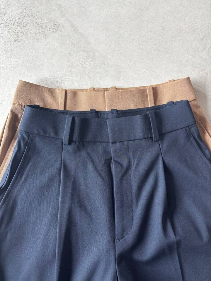 ユニクロ タックワイドパンツ XSとSウエスト比較