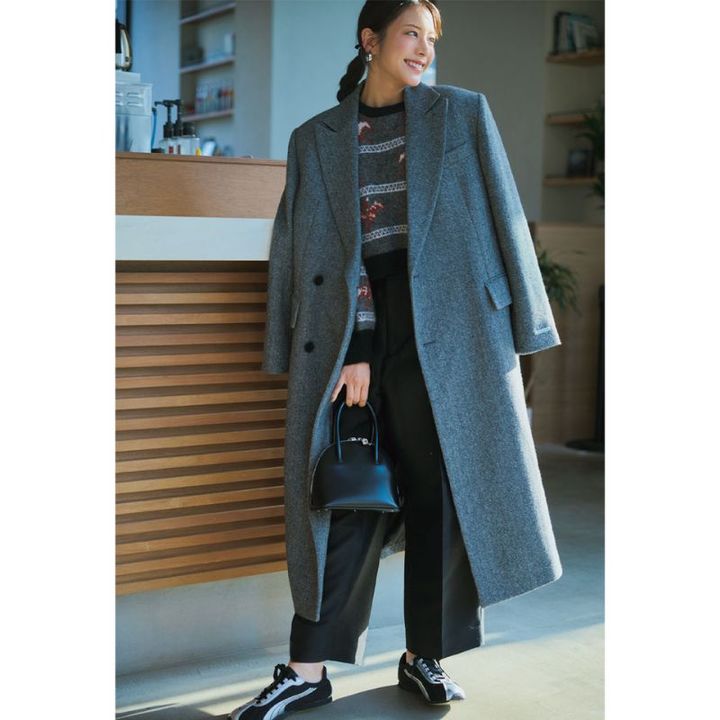 2026/03/black-sneaker-outfit23.jpg