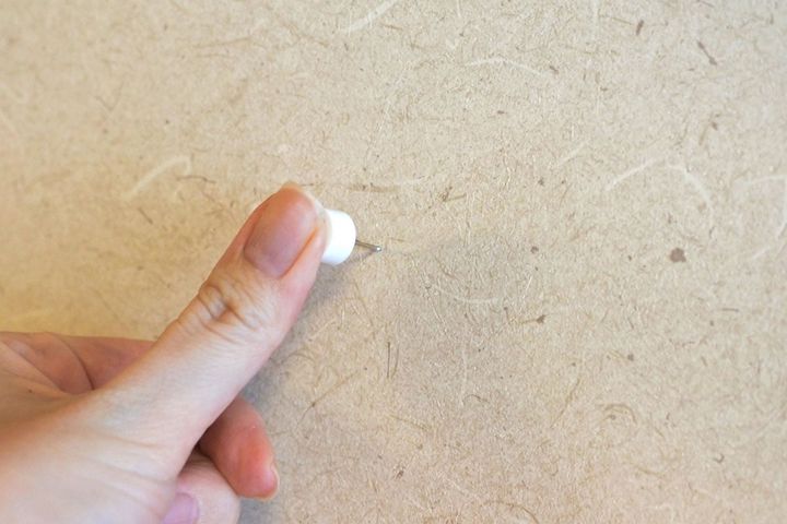 抵抗がある派とない派に分かれる“壁の穴”問題