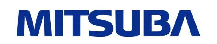 株式会社ミツバのコーポレートロゴ。白背景にネイビーブルーの太字英字でMITSUBAと表記された企業識別画像