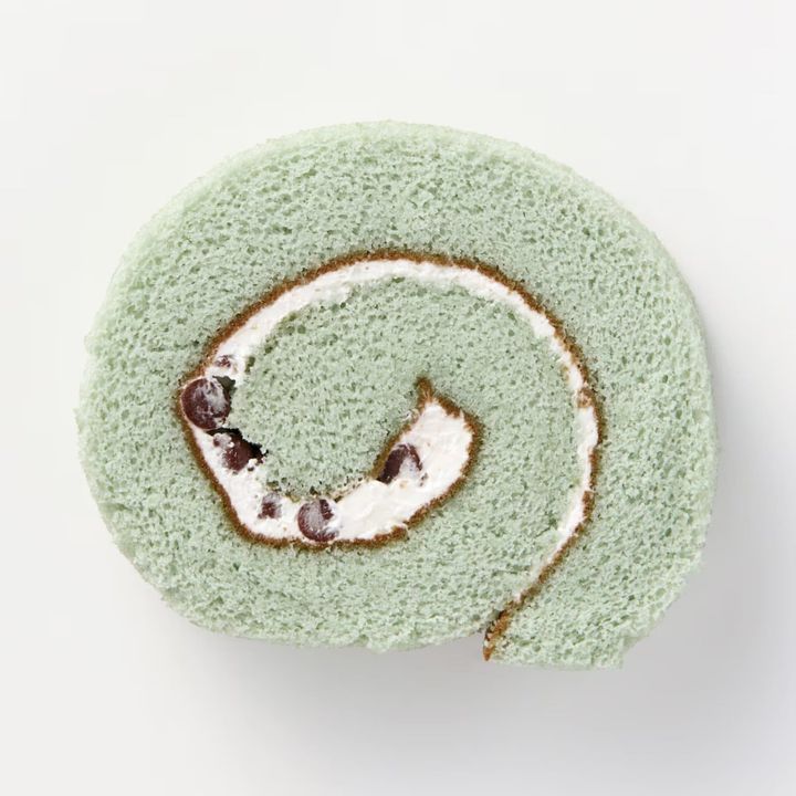 涼を感じるチョコミントロールケーキ（画像出典：公式Webサイト）