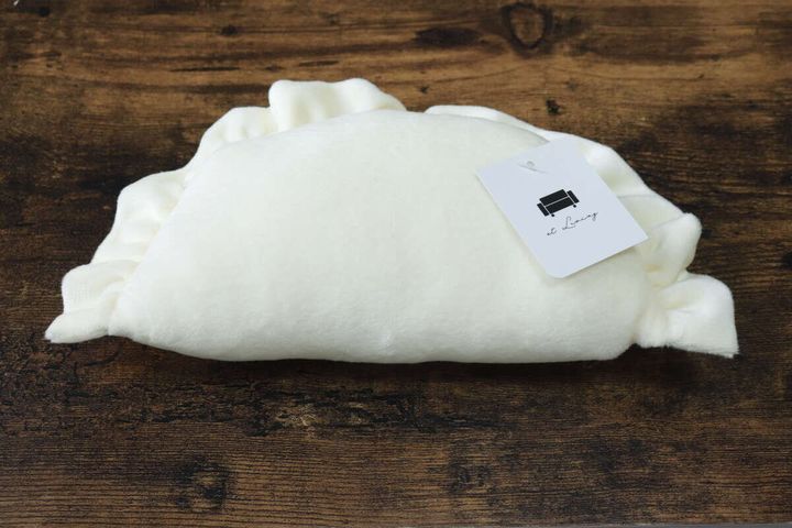 フリルミニクッション ギョウザ パッケージ