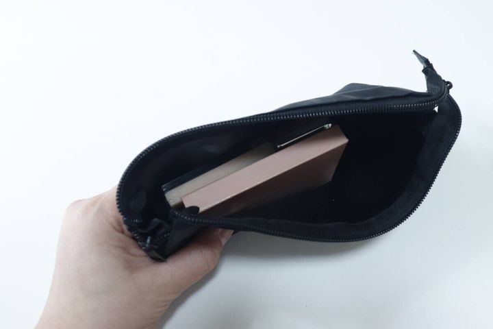 ダイソー 拡張ポーチ 使用例 コンパクト