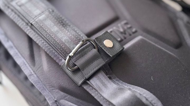 100均でリュックが買える時代！？ チェストベルトやリュックに付けるポーチなど便利グッズも一挙紹介【ダイソー・セリア・キャンドゥ】