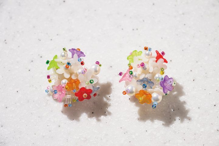 人気作家《IRODORI IRODORU》のカラフルなピアス＆バッグのセットが5月15日10:00〜数量限定で発売！