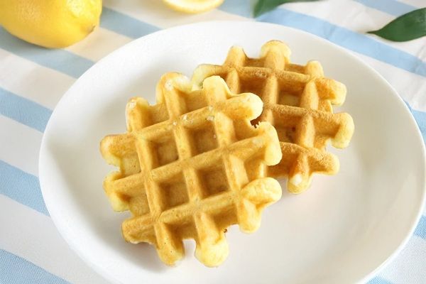 爽やかスイーツ「瀬戸内レモンワッフル」と「瀬戸内レモンケーキ」が全国で新発売！