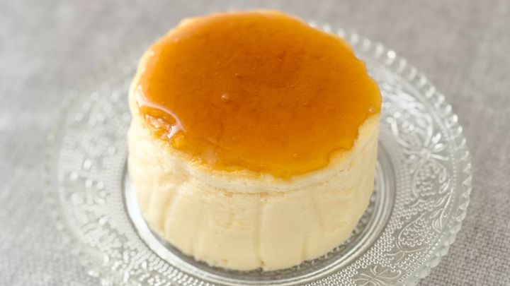 チーズのコクとふんわりしっとり食感が幸せ～！【セブン】の大きめケーキ