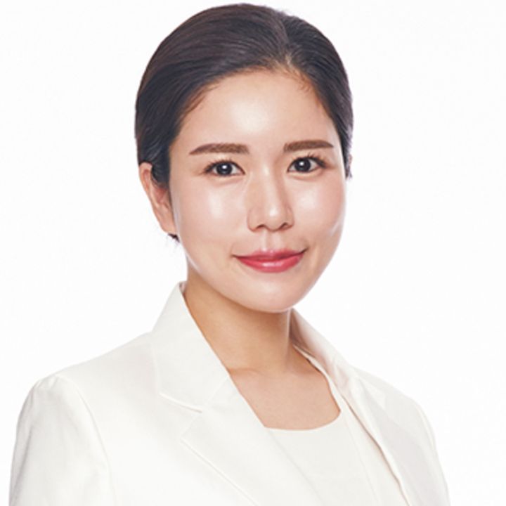 レカルカDREX 寒川綾乃さん（33歳・製品開発責任者）