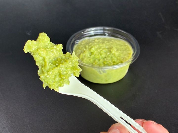 店員「これ…めちゃおいしいですよ」【セブン】○○が主役のお団子を食べてみたら、笑えるくらいおいしかった♪