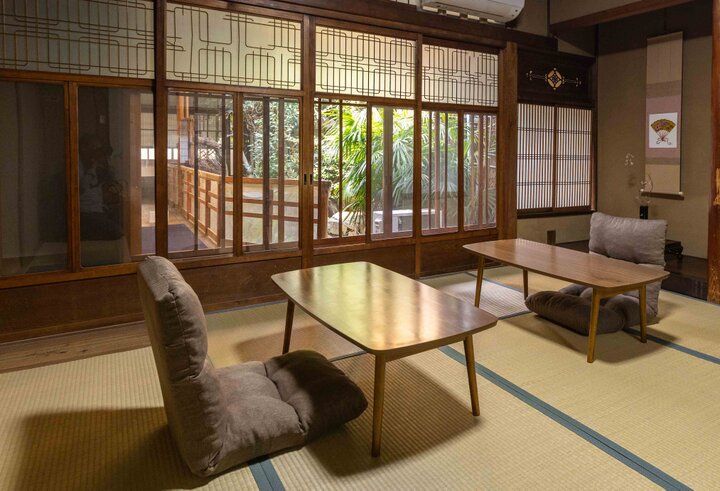 京都・二条城近くの趣ある京町家「有閑堂」で、世界各地の手しごとを体験♪