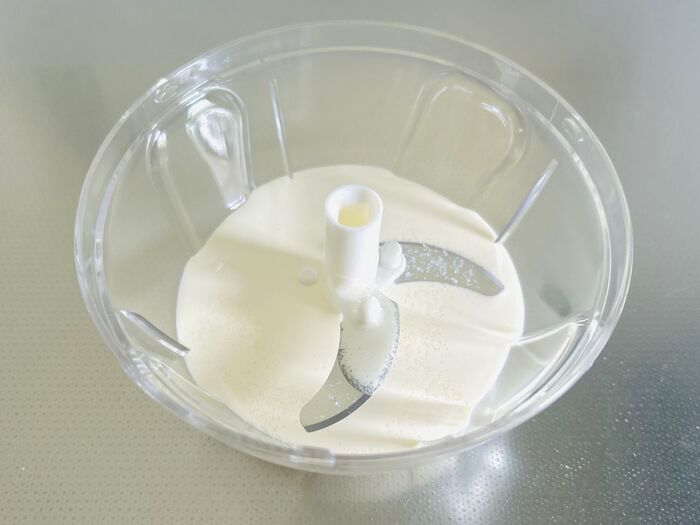 泡だて器は使いません！〈生クリーム〉が簡単に出来上がる、超時短の裏ワザ3つ。
