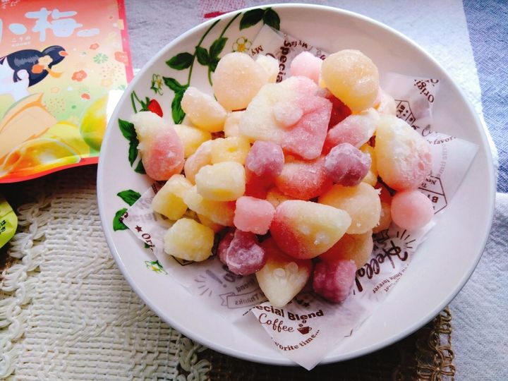 韓国で流行ってるグミのアレンジやってみよう！フローズングミ
