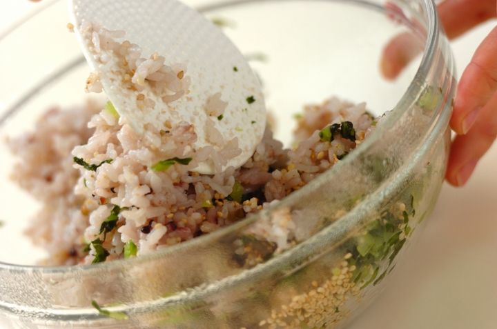 野沢菜の雑穀おにぎりの作り方1