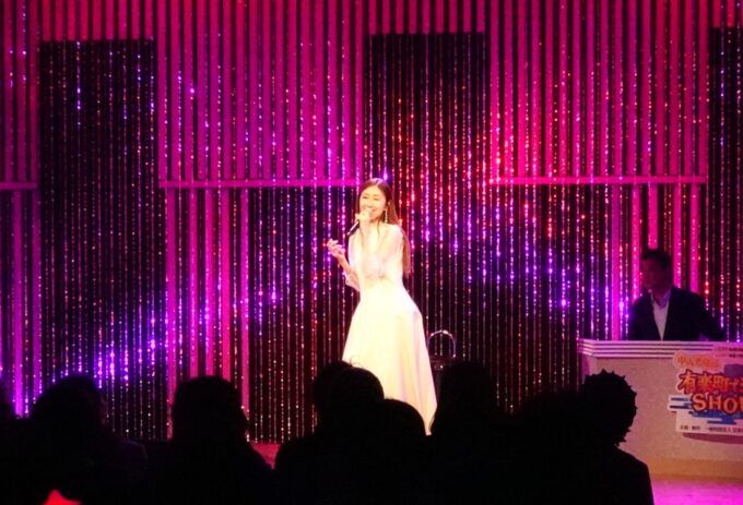 岩波理恵