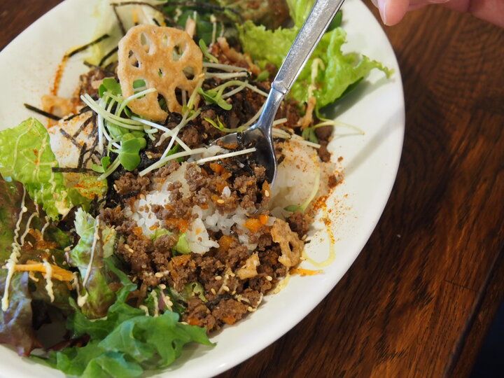 おひとりさまも♪北海道の恵みがぎゅっと詰まったレトロかわいい喫茶店。国分寺「喫茶ソラクラゲ」