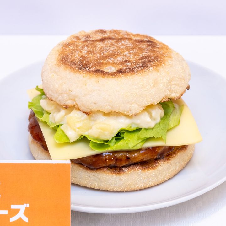 ＜朝マック＞北海道じゃがチーズ てりやきマフィン 撮影