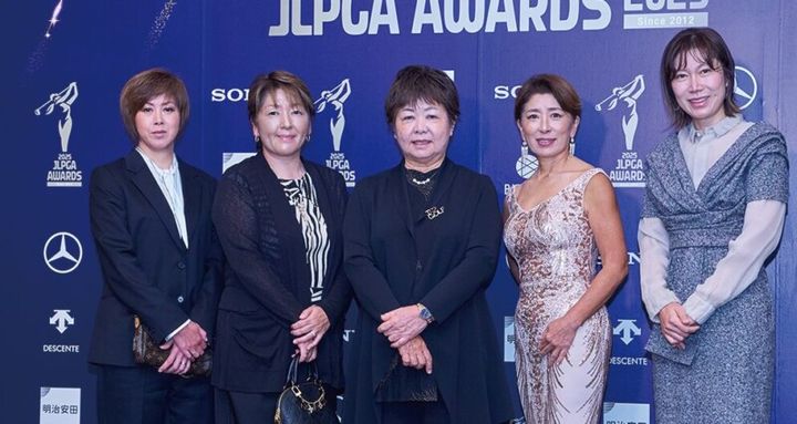 女子プロの“美しすぎるドレス姿”！「JLPGAアワード」を振り返る