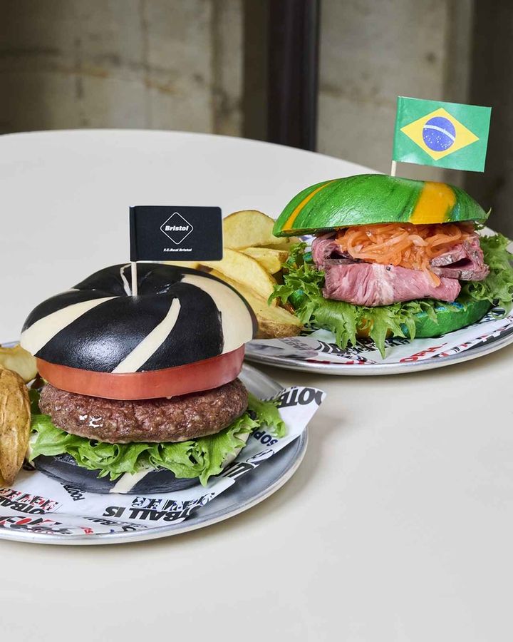 画像2: サッカー好き集合の「FOOTBALL IS NEVER BORING presented by SOPH.」、東京・表参道『V.A.』で5月15日から期間限定オープン！