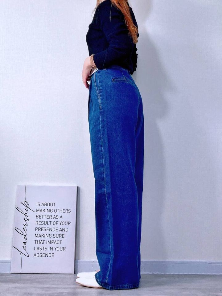 GU デニムタックトラウザー（65 BLUE）154cm着用サイド・バック