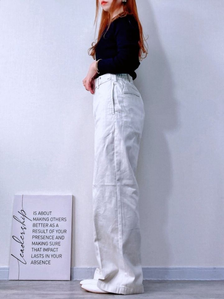 GU ツイルワイドストレートパンツ（01 OFF WHITE）154cm着用丈感確認
