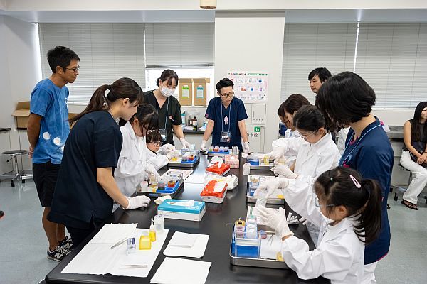 【神奈川県横浜市】「細胞アートクルーズ in YOKOHAMA」で細胞診を楽しく学ぶ！『はたらく細胞』の展示も