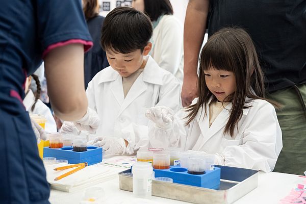 【神奈川県横浜市】「細胞アートクルーズ in YOKOHAMA」で細胞診を楽しく学ぶ！『はたらく細胞』の展示も