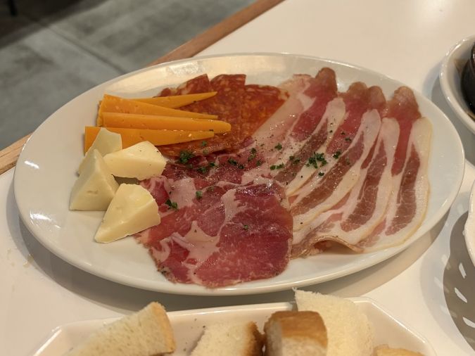 大衆イタリアンうめぼし 名前ハム