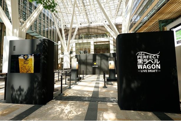 東京ミッドタウン キャノピー・スクエアの会場