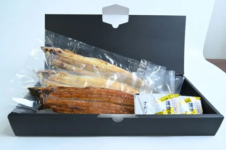 商品は真空包装でお届けします。