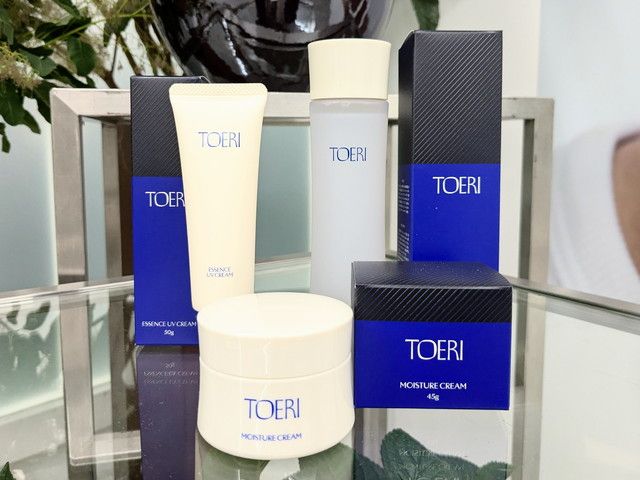 TOERIトーリクレンジングミルク モイスチャークリーム エッセンスUV