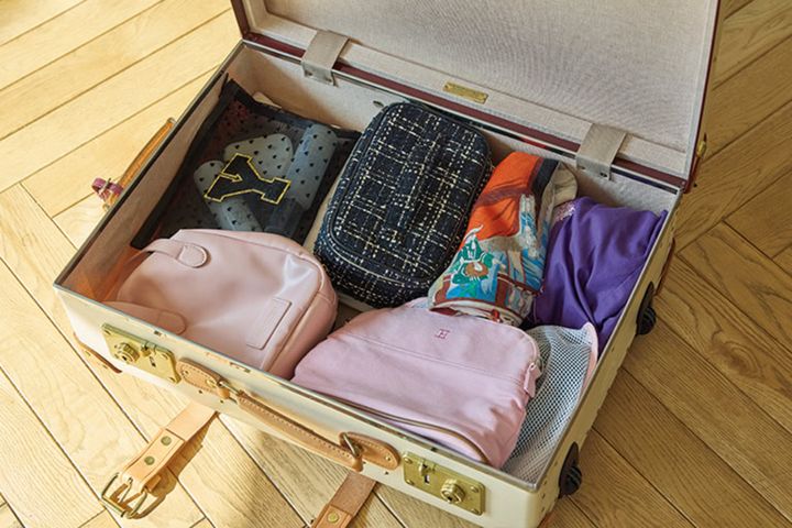 素材のしっかりしたエコバッグは、ワインなど不安定なものを入れるときに安定感があって便利です。