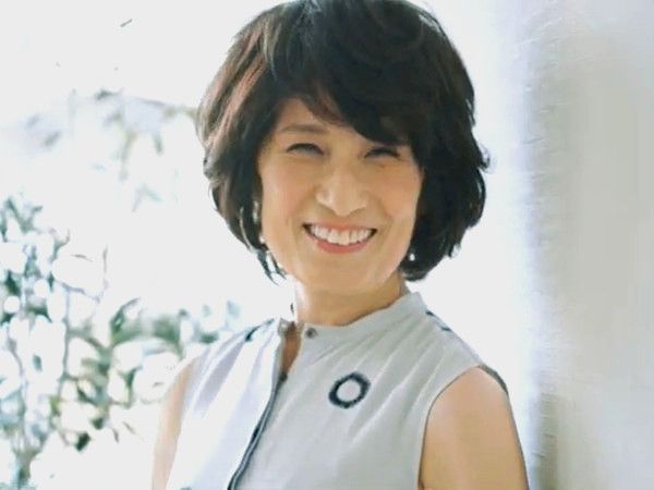 イメチェンアフター写真：ヘアカット＆メイクで明るい印象に