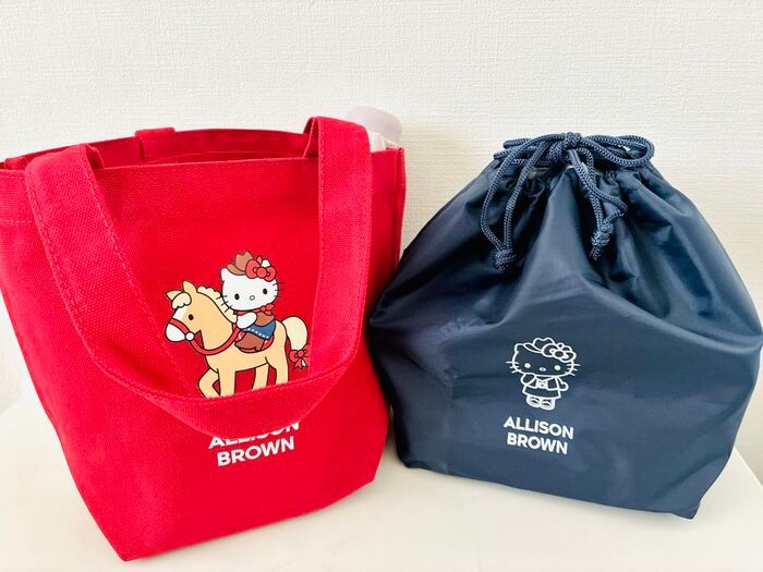 人気モデルが監修！【ハローキティ】のコラボバッグを〈付録〉でゲット。これは激レアですよーー！！