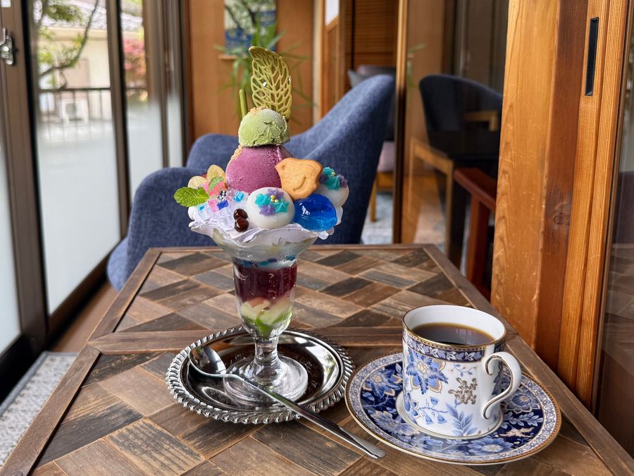 季節を味わう！古民家カフェの紫陽花パフェ