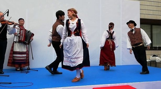 フィンランドのダンスパフォーマンス