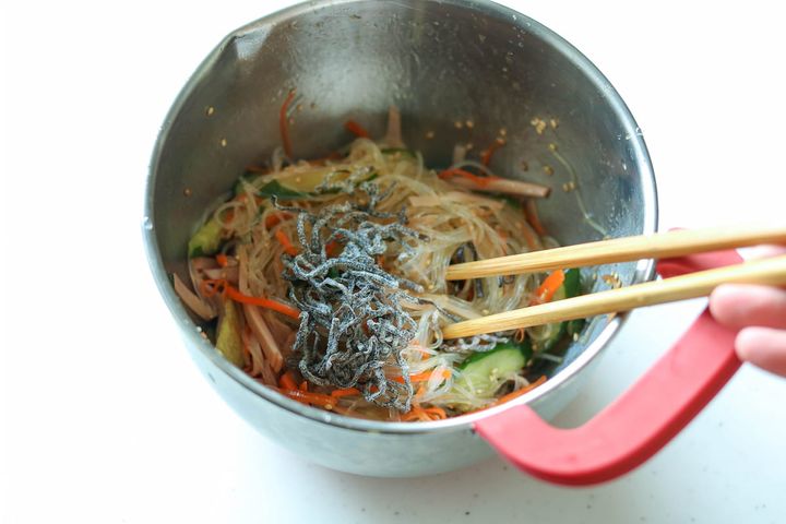 春雨の塩昆布サラダ