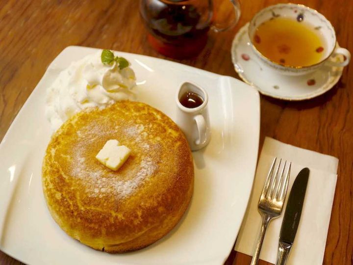 「石釜焼きホットケーキ」990円