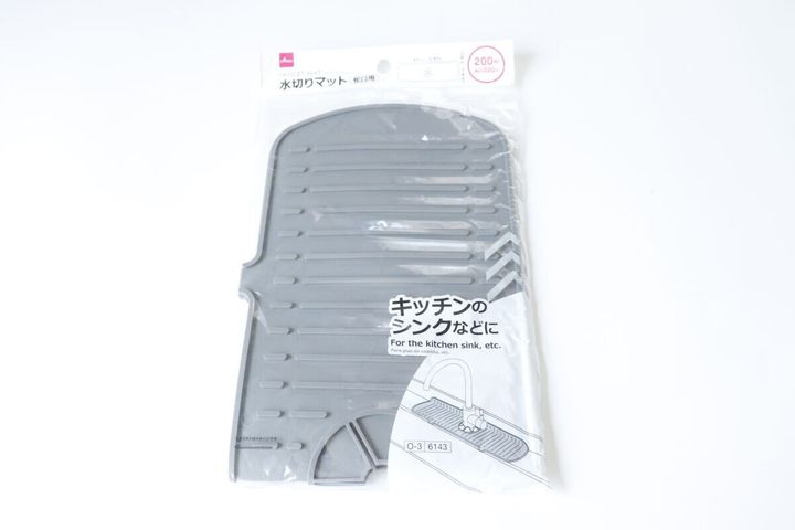 ダイソーの水切りマット（蛇口用） パッケージ