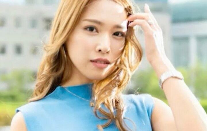 【写真・画像】元メガバンクの美人社員、結婚相談所を始めた理由「最初は恋愛相談を1時間6600円で初めて…」 1枚目