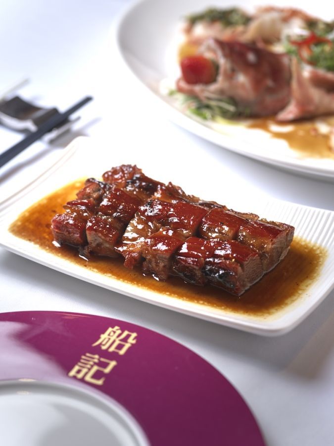 広東料理の名店で、旅のご褒美ディナーを