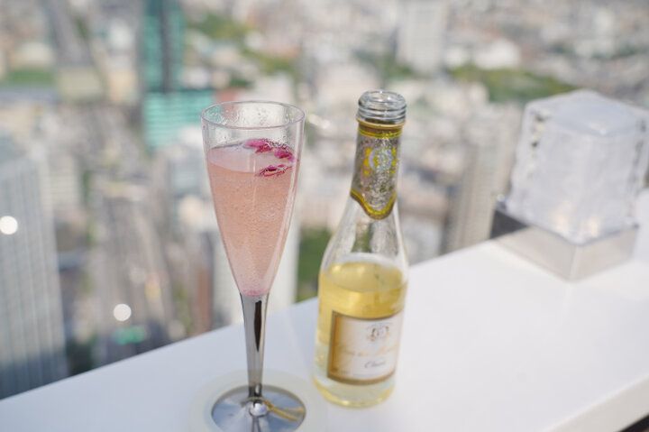 渋谷で空の中を歩くような没入体験を。 お花と雲が溶け合う空間をめぐるイベントをレポート
