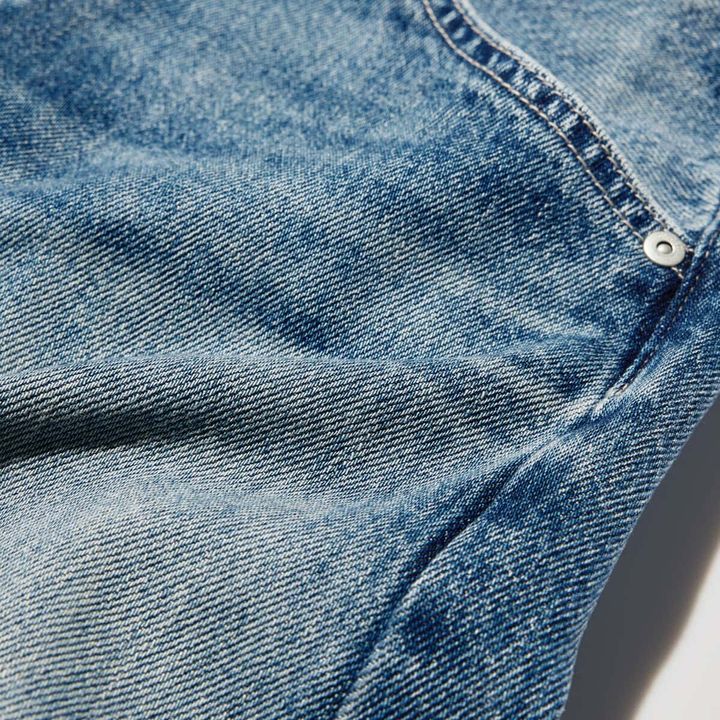 バギーカーブジーンズ 素材寄り