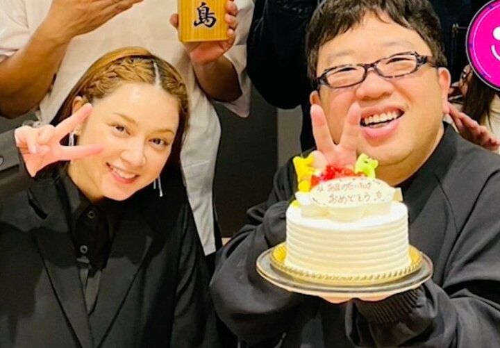 【写真・画像】「平愛梨ちゃんが予約してくれて…」天野ひろゆき、人気芸人の店での豪華誕生日会の写真を公開 1枚目