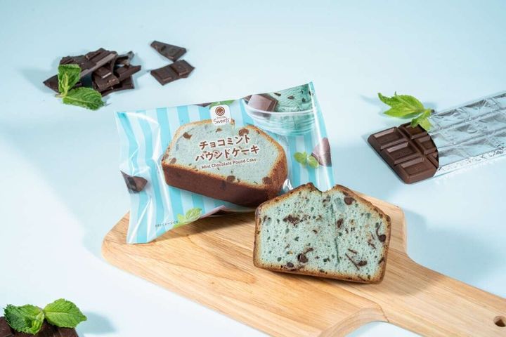 ファミマ チョコミントパウンドケーキ