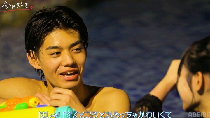12人に告白された高2モテ女子のプールデートが可愛すぎる！