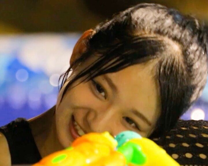 12人に告白された高2モテ女子のプールデートが可愛すぎる！